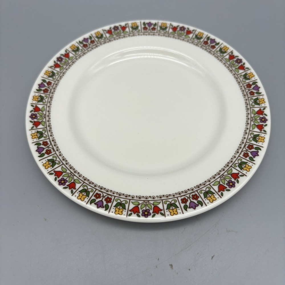 Fireglow by Royal Doulton Dessert Plate 6.5"
